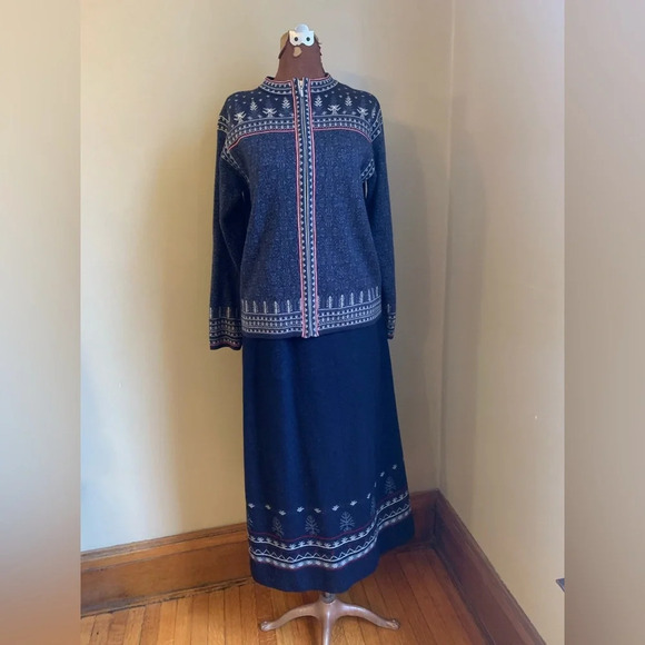 Pendleton original wool sweater, wool skirt, wool set dark academia - Picture 1 of 13